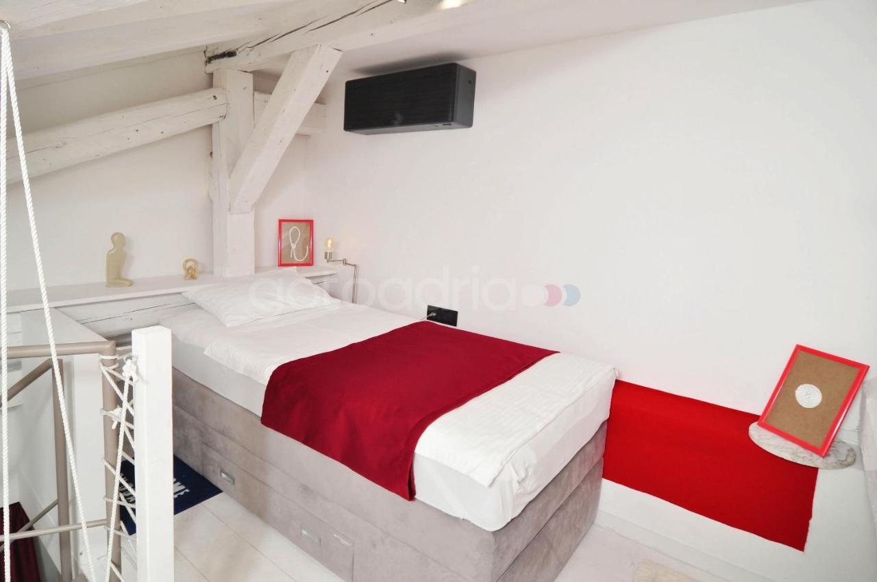 Beachfront Deluxe B&B Makarska Eksteriør bilde