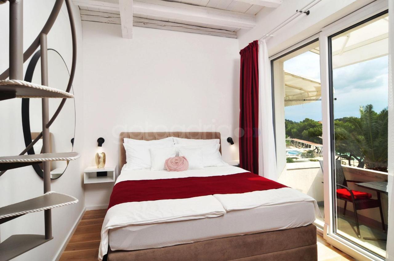 Beachfront Deluxe B&B Makarska Eksteriør bilde