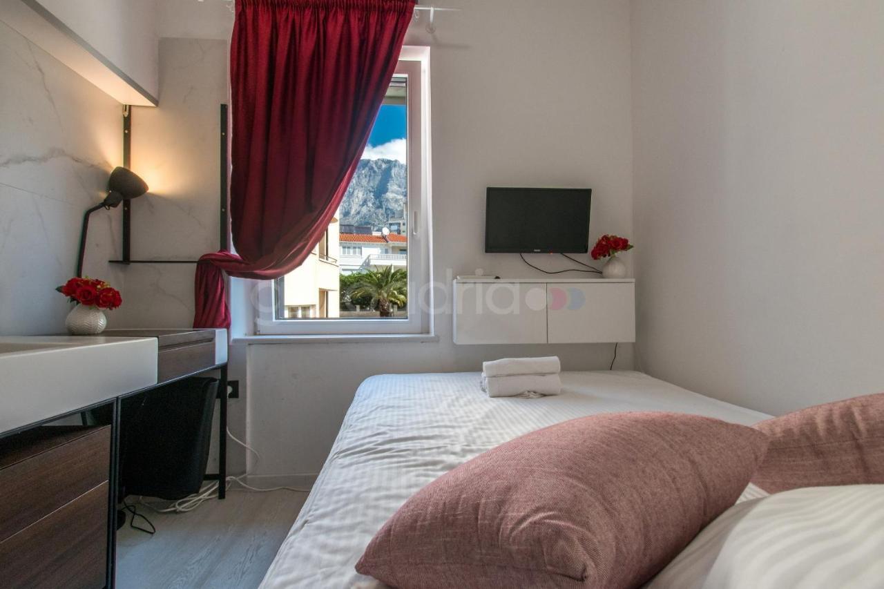 Beachfront Deluxe B&B Makarska Eksteriør bilde