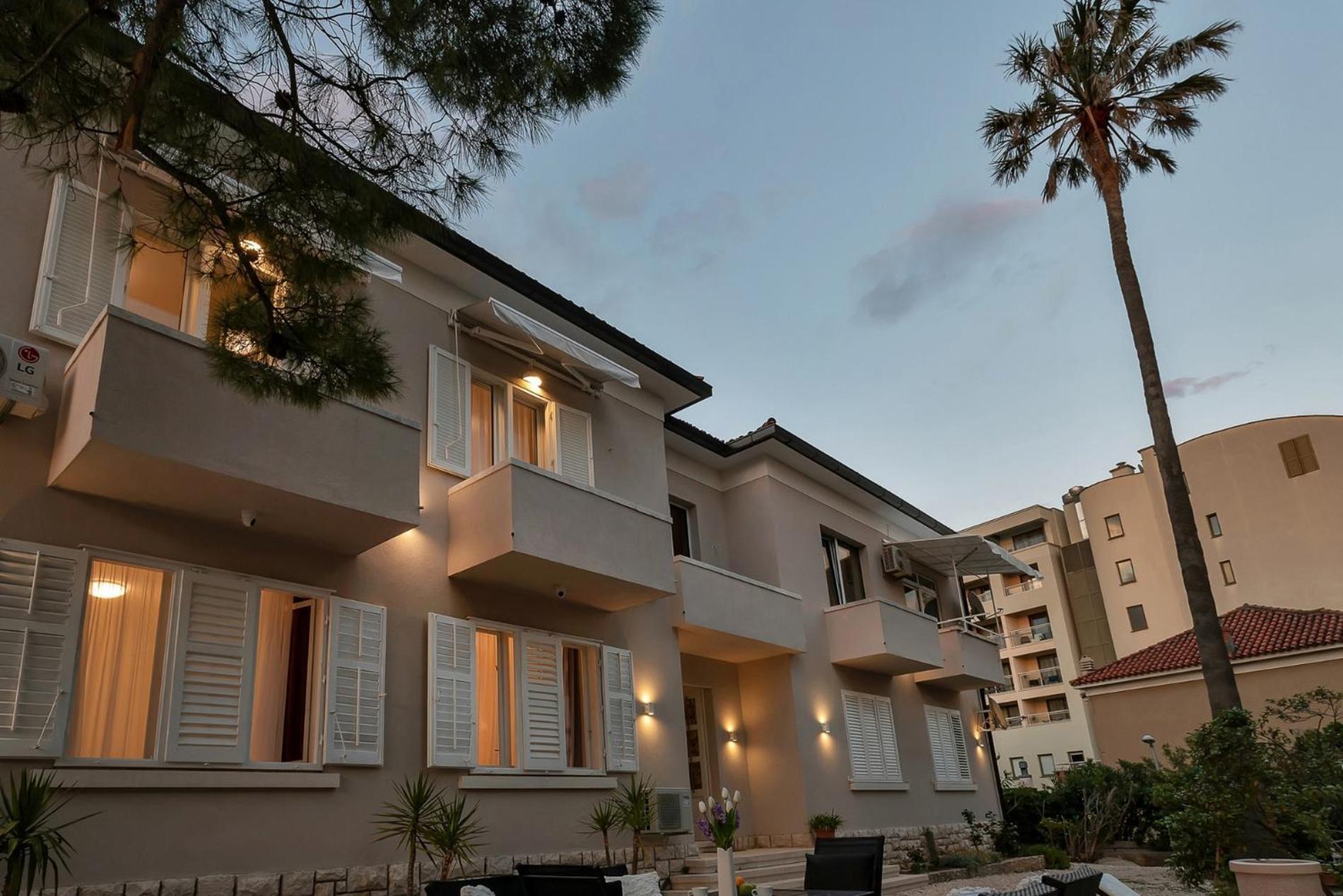 Beachfront Deluxe B&B Makarska Eksteriør bilde